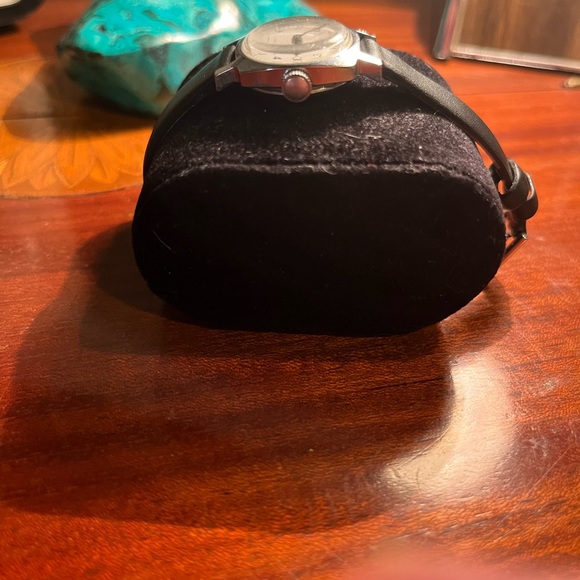 Vintage Timex Ladies Mechanical Watch - Picture 2 of 6